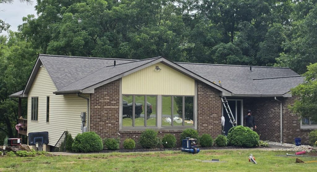 New Evergreen Mist colored roof in Douglasville, PA