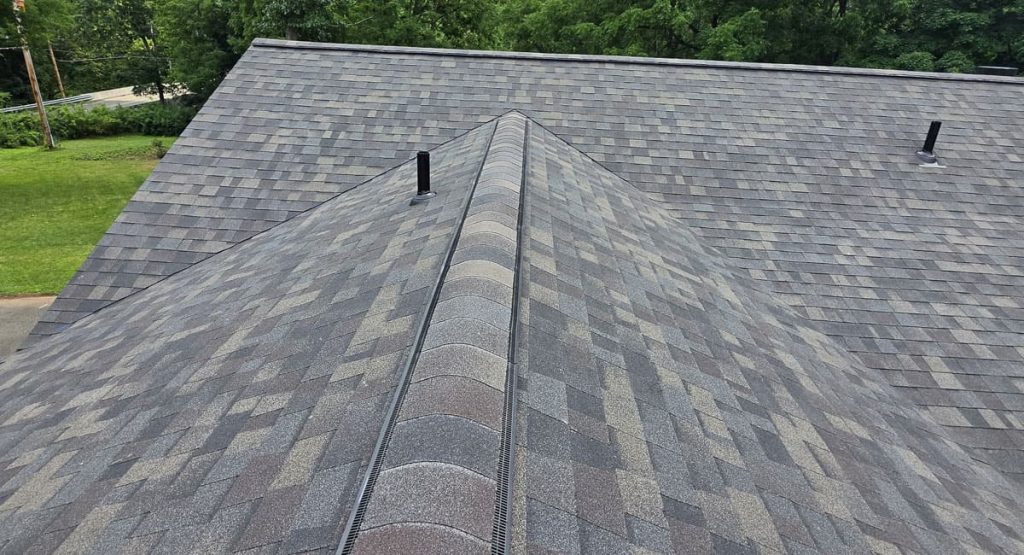New Evergreen Mist colored roof in Douglasville, PA