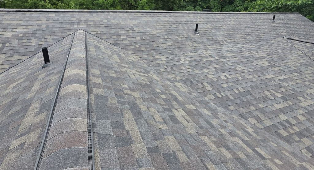 New Evergreen Mist colored roof in Douglasville, PA