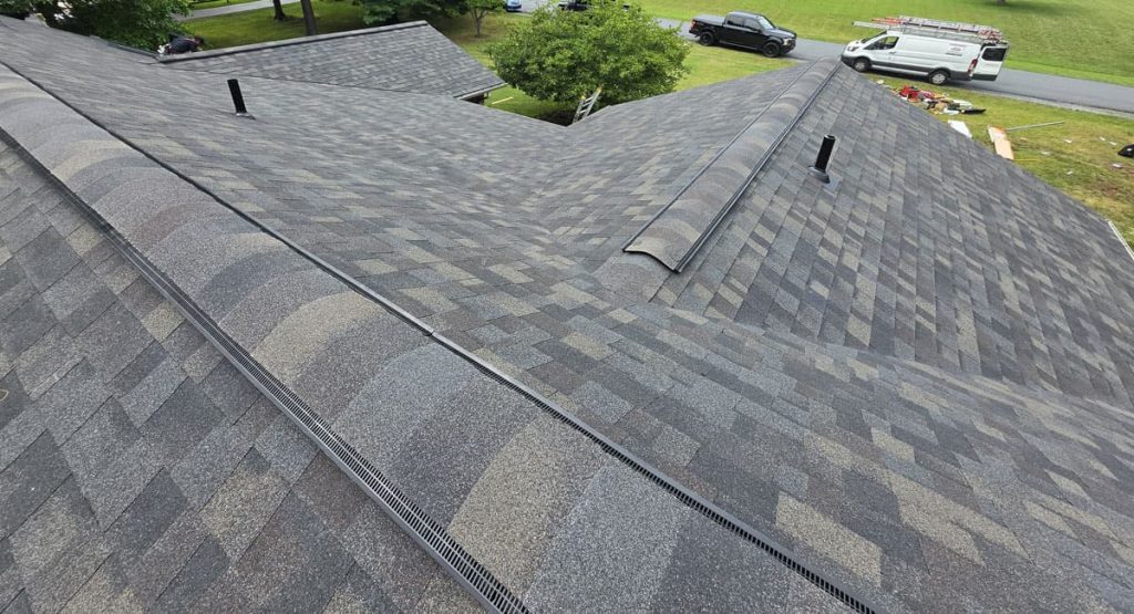 New Evergreen Mist colored roof in Douglasville, PA