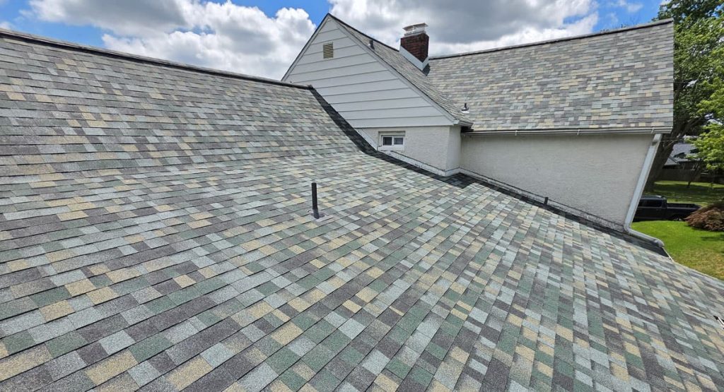 New Evergreen Mist colored roof in Wilmington, DE
