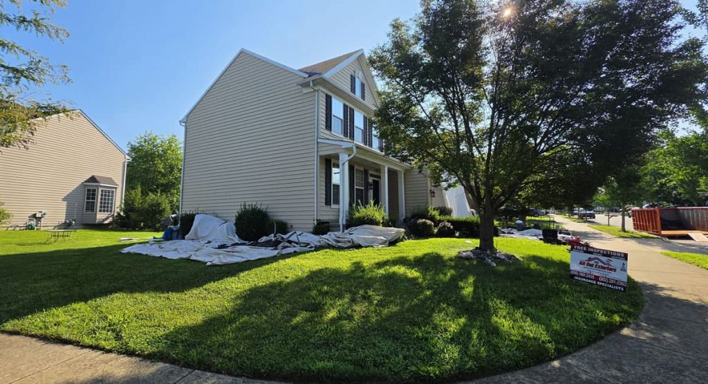 New Onyx Black colored roof in Middletown, DE