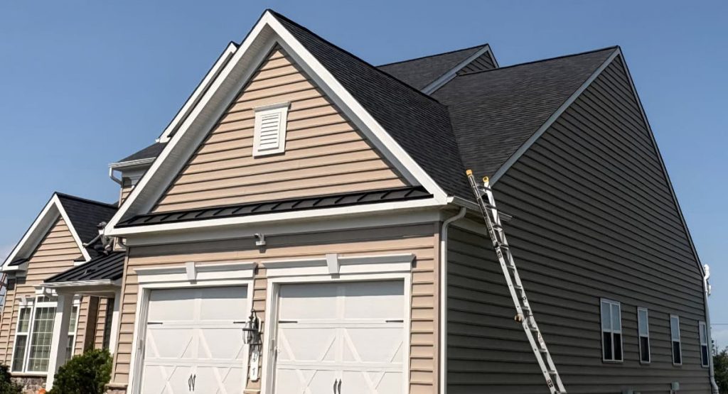 New Onyx Black colored roof in Middletown, DE