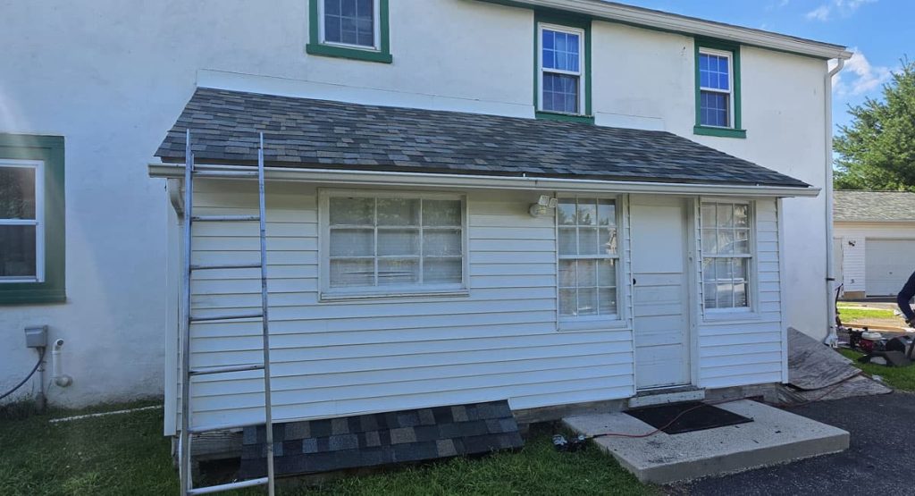 New Evergreen Mist colored roof in Marcus Hook, PA