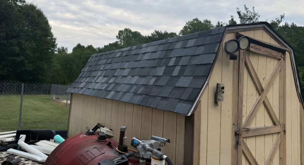 New Onyx Black colored roof in Malvern, PA